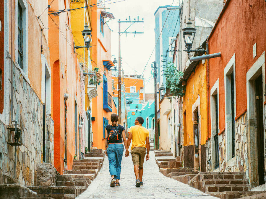 Couple travelling in Central America