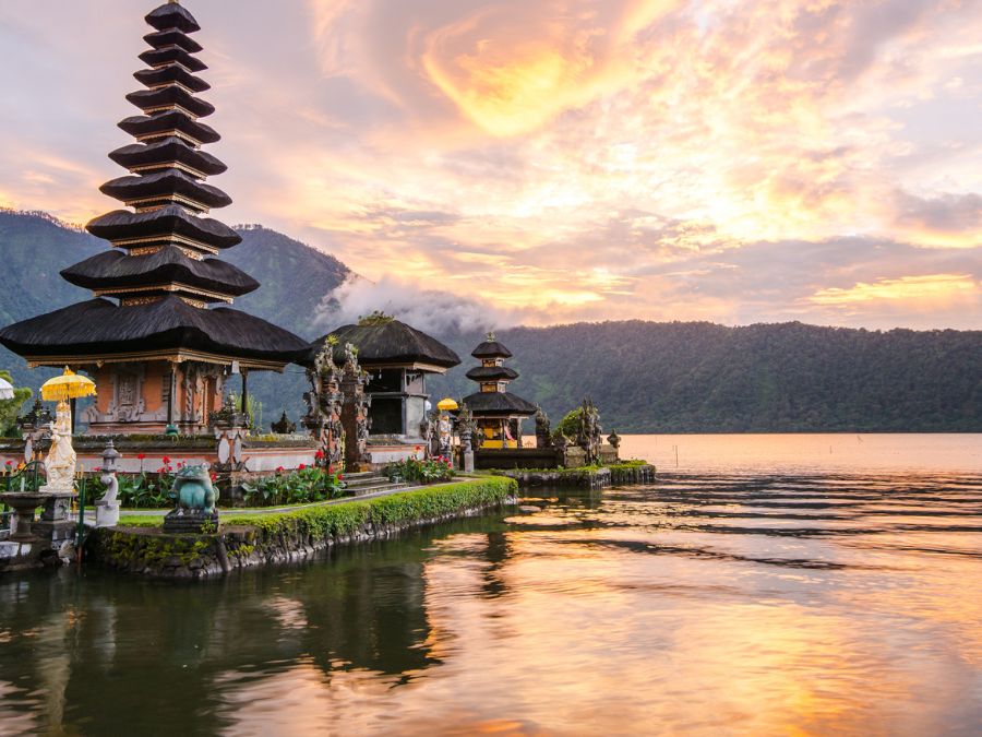 Pura Ulun Danu Bratan, Hindu temple on Bratan lake, Bali, Indonesia